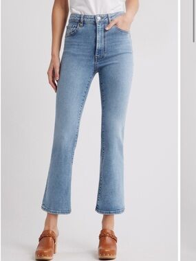 FRAME The Reboot High-Rise Cropped Flare Jeans in Lark